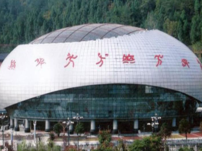 福安体育中心球形网架加工安装